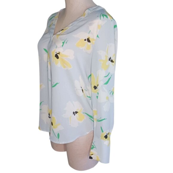 Ann Taylor Petite Small PS Floral Print Light Blue Yellow Top Blouse Floral - Picture 7 of 11